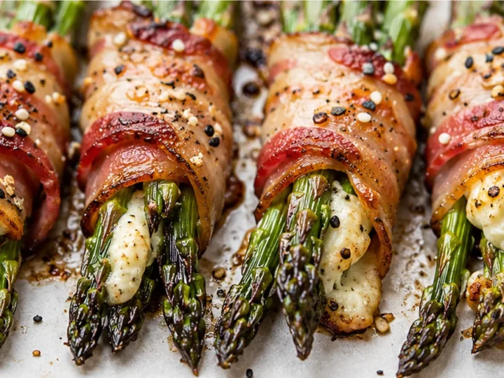 Crispy Bacon-Wrapped Asparagus Bundles