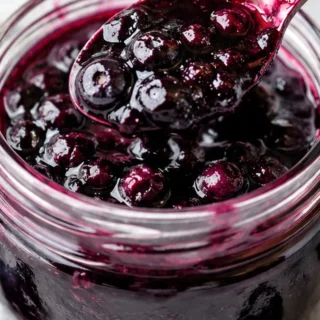 Keto Blueberry Vanilla Syrup Recipe - keto blueberry syrup - Keto blueberry syrup: master this easy, sugar-free recipe with a hint of vanilla. Perfect for panca