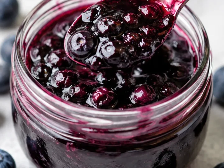 Keto Blueberry Vanilla Syrup Recipe