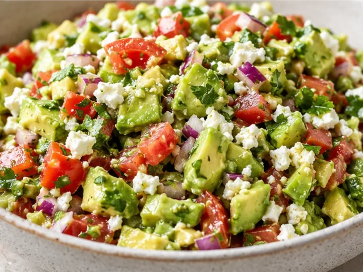 Avocado Feta Salsa: Fresh & Creamy Dip!