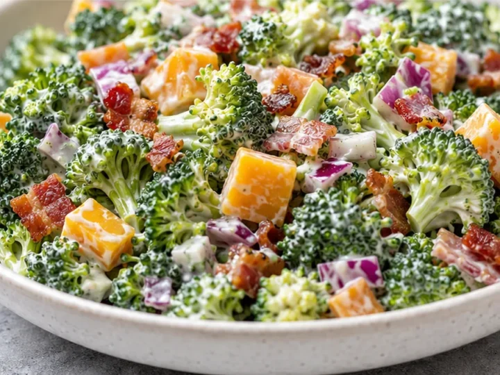 Keto Broccoli Salad: Guilt-Free Obsession!