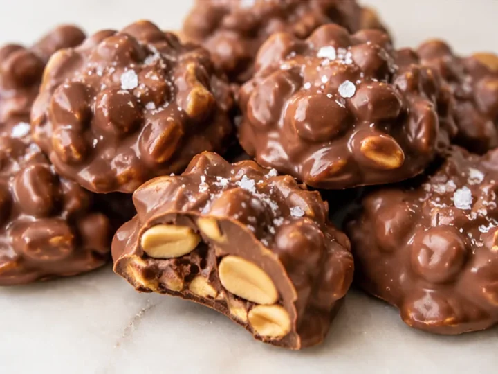 Keto Peanut Clusters: Guilt-Free Addiction!