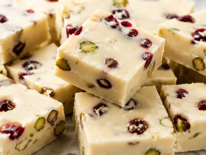 ” Keto White Chocolate Fudge”