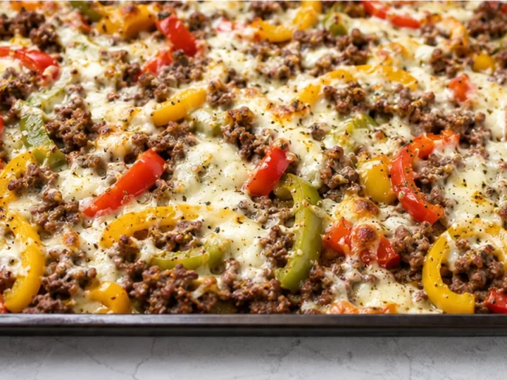 Sheet Pan Ground Beef & Pepper Bake