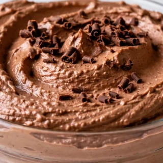 Dreamy Protein Mousse: Guilt-Free Indulgence - Protein Mousse: whip up this easy, low-carb chocolate treat in minutes. Perfect for a healthy dessert or post-wor